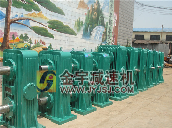 1532413123684866.jpg 平面二次包絡(luò)減速機(jī)