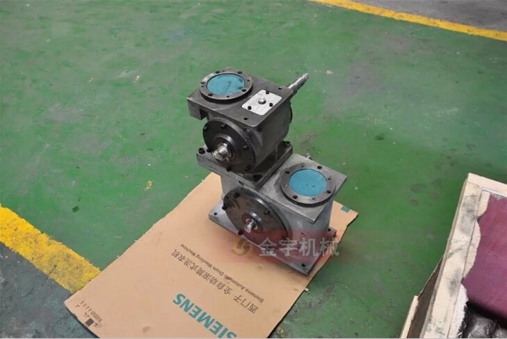 平面二次包絡(luò)減速機(jī)