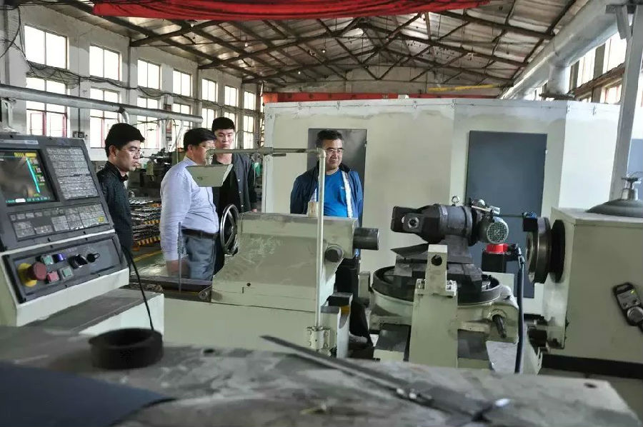 減速機,減速器,蝸輪蝸桿減速機,蝸輪蝸桿副,蝸輪減速機,蝸桿減速機,平面二次包絡(luò)減速機,包絡(luò)減速機,非標減速機,減速機型號,RV精密減速機,雙導(dǎo)程精密蝸輪蝸桿副,微型減速機,礦山用減速機,鋼廠專用減速機,硬齒面減速機,立式減速機,臥式減速機,圓弧齒蝸輪蝸桿減速機,切紙機專用減速機,輪胎定型硫化機,金宇減速機 減速機,減速器,蝸輪蝸桿減速機,蝸輪蝸桿副,蝸輪減速機,蝸桿減速機,平面二次包絡(luò)減速機,包絡(luò)減速機,非標減速機,減速機型號,RV精密減速機,雙導(dǎo)程精密蝸輪蝸桿副,微型減速機,礦山用減速機,鋼廠專用減速機,硬齒面減速機,立式減速機,臥式減速機,圓弧齒蝸輪蝸桿減速機,切紙機專用減速機,輪胎定型硫化機,金宇減速機