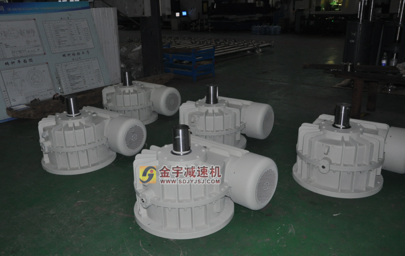 1532417535594833.png 平面二次包絡(luò)減速機