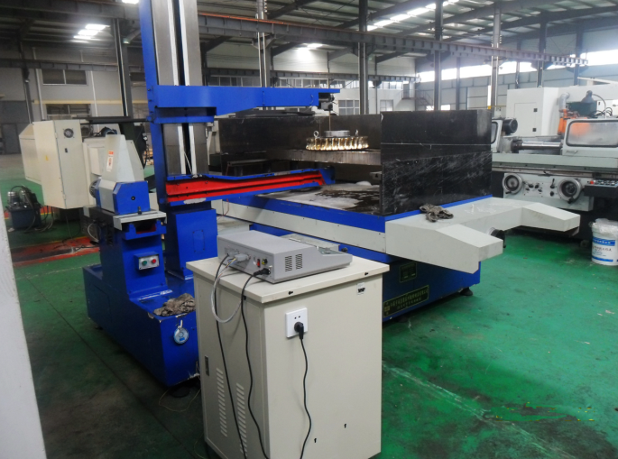 減速機(jī),減速器,蝸輪蝸桿減速機(jī),蝸輪蝸桿副,蝸輪減速機(jī),蝸桿減速機(jī),平面二次包絡(luò)減速機(jī),包絡(luò)減速機(jī),非標(biāo)減速機(jī),減速機(jī)型號,RV精密減速機(jī),雙導(dǎo)程精密蝸輪蝸桿副,微型減速機(jī),礦山用減速機(jī),鋼廠專用減速機(jī),硬齒面減速機(jī),立式減速機(jī),臥式減速機(jī),圓弧齒蝸輪蝸桿減速機(jī),切紙機(jī)專用減速機(jī),輪胎定型硫化機(jī),金宇減速機(jī)