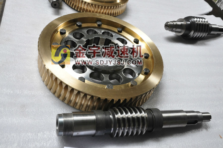 1532418944166163.jpg 平面二次包絡(luò)減速機