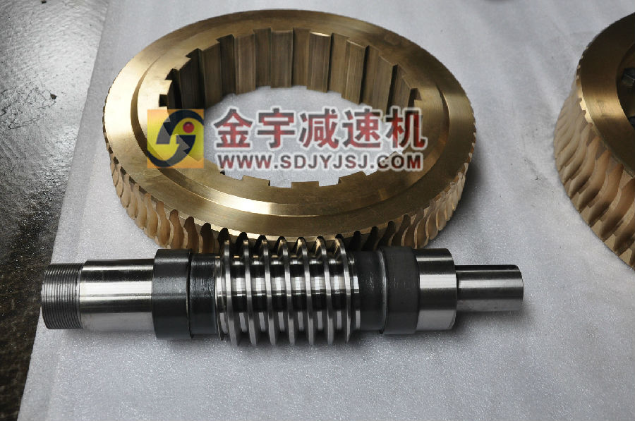 1532418944971308.jpg 平面二次包絡(luò)減速機