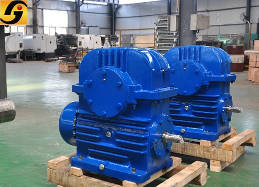 平面二次包絡(luò)減速機(jī) 減速機(jī),減速器,蝸輪蝸桿減速機(jī),蝸輪蝸桿副,蝸輪減速機(jī),蝸桿減速機(jī),平面二次包絡(luò)減速機(jī),包絡(luò)減速機(jī),非標(biāo)減速機(jī),減速機(jī)型號(hào),RV精密減速機(jī),雙導(dǎo)程精密蝸輪蝸桿副,微型減速機(jī),礦山用減速機(jī),鋼廠專用減速機(jī),硬齒面減速機(jī),立式減速機(jī),臥式減速機(jī),圓弧齒蝸輪蝸桿減速機(jī),切紙機(jī)專用減速機(jī),輪胎定型硫化機(jī),金宇減速機(jī)