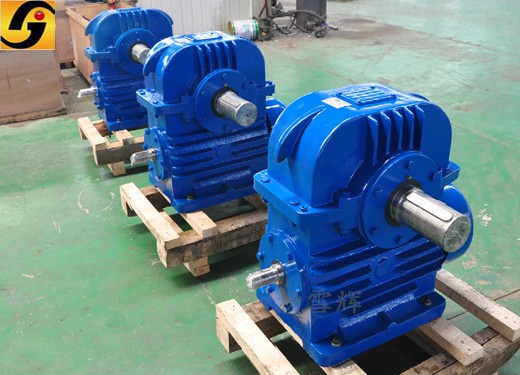 平面二次包絡(luò)減速機(jī) 減速機(jī),減速器,蝸輪蝸桿減速機(jī),蝸輪蝸桿副,蝸輪減速機(jī),蝸桿減速機(jī),平面二次包絡(luò)減速機(jī),包絡(luò)減速機(jī),非標(biāo)減速機(jī),減速機(jī)型號(hào),RV精密減速機(jī),雙導(dǎo)程精密蝸輪蝸桿副,微型減速機(jī),礦山用減速機(jī),鋼廠專用減速機(jī),硬齒面減速機(jī),立式減速機(jī),臥式減速機(jī),圓弧齒蝸輪蝸桿減速機(jī),切紙機(jī)專用減速機(jī),輪胎定型硫化機(jī),金宇減速機(jī)