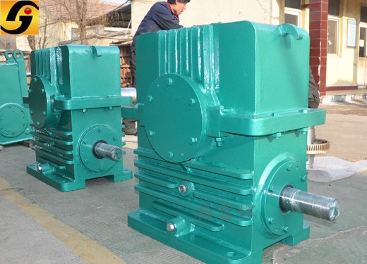 平面二次包絡(luò)減速機 減速機,減速器,蝸輪蝸桿減速機,蝸輪蝸桿副,蝸輪減速機,蝸桿減速機,平面二次包絡(luò)減速機,包絡(luò)減速機,非標(biāo)減速機,減速機型號,RV精密減速機,雙導(dǎo)程精密蝸輪蝸桿副,微型減速機,礦山用減速機,鋼廠專用減速機,硬齒面減速機,立式減速機,臥式減速機,圓弧齒蝸輪蝸桿減速機,切紙機專用減速機,輪胎定型硫化機,金宇減速機