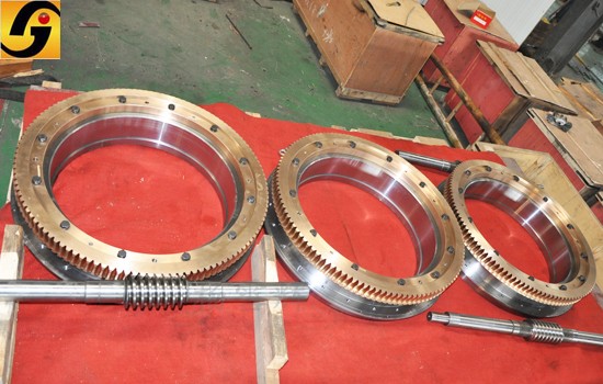 減速機,減速器,蝸輪蝸桿減速機,蝸輪蝸桿副,蝸輪減速機,蝸桿減速機,平面二次包絡(luò)減速機,包絡(luò)減速機,非標減速機,減速機型號,RV精密減速機,雙導程精密蝸輪蝸桿副,微型減速機,礦山用減速機,鋼廠專用減速機,硬齒面減速機,立式減速機,臥式減速機,圓弧齒蝸輪蝸桿減速機,切紙機專用減速機,輪胎定型硫化機,金宇減速機