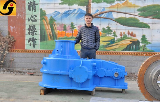 平面二次包絡(luò)減速機 減速機,減速器,蝸輪蝸桿減速機,蝸輪蝸桿副,蝸輪減速機,蝸桿減速機,平面二次包絡(luò)減速機,包絡(luò)減速機,非標減速機,減速機型號,RV精密減速機,雙導(dǎo)程精密蝸輪蝸桿副,微型減速機,礦山用減速機,鋼廠專用減速機,硬齒面減速機,立式減速機,臥式減速機,圓弧齒蝸輪蝸桿減速機,切紙機專用減速機,輪胎定型硫化機,金宇減速機