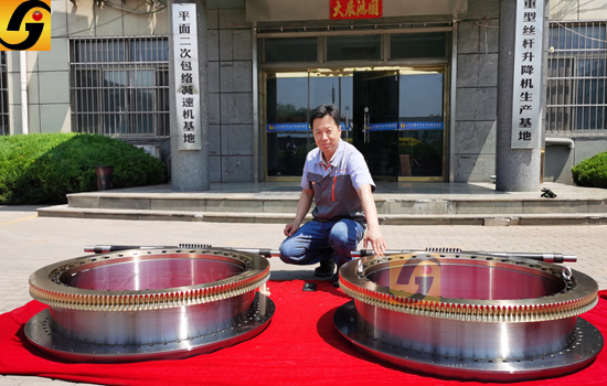 平面二次包絡(luò)減速機(jī) 平面二次包絡(luò)減速機(jī)