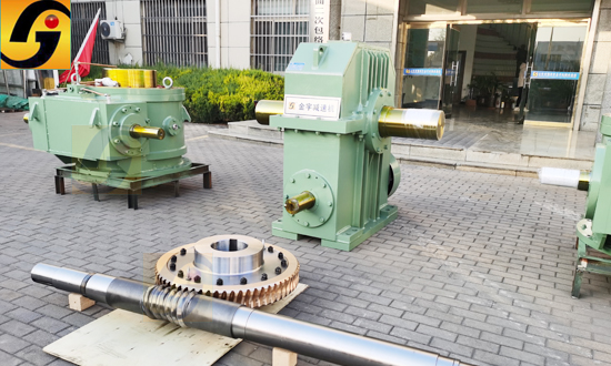 平面二次包絡(luò)減速機 平面二次包絡(luò)減速機