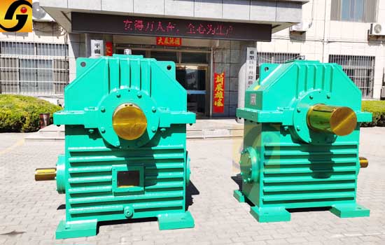 平面二次包絡(luò)減速機(jī) 平面二次包絡(luò)減速機(jī)