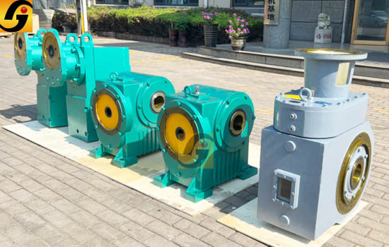 平面二次包絡(luò)減速機(jī) 平面二次包絡(luò)減速機(jī)