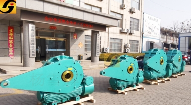 SCWS500雙級(jí)軸裝式蝸輪蝸桿減速機(jī)