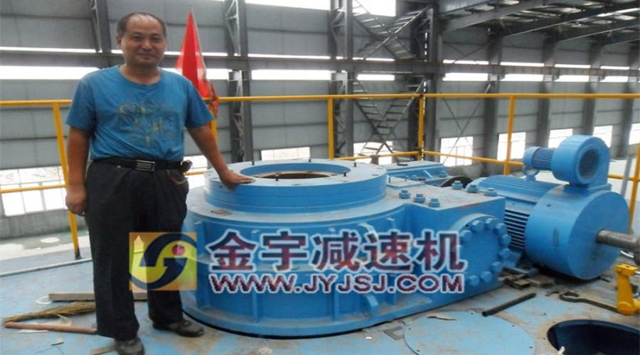 永勝熱軋軋機使用現(xiàn)場